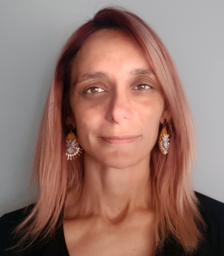 Promover la autonomía económica de las mujeres con EmprenDes