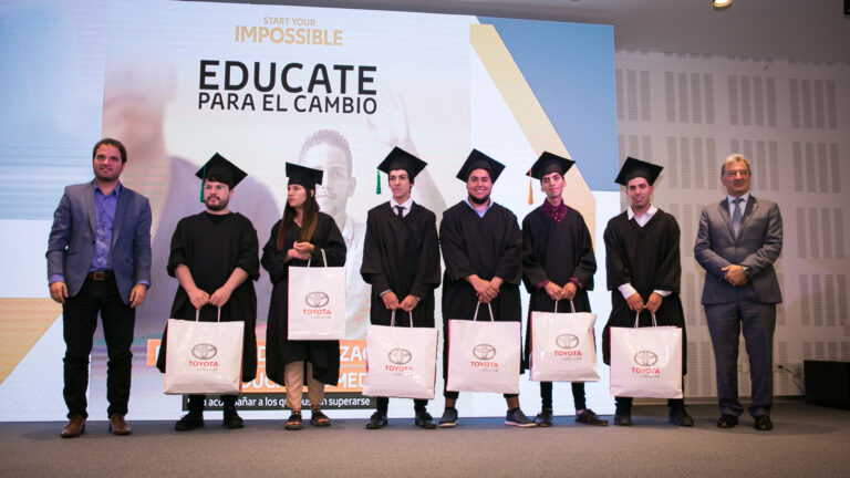 91 alumnos del programa “Educate para el Cambio”, concluyeron sus estudios secundarios