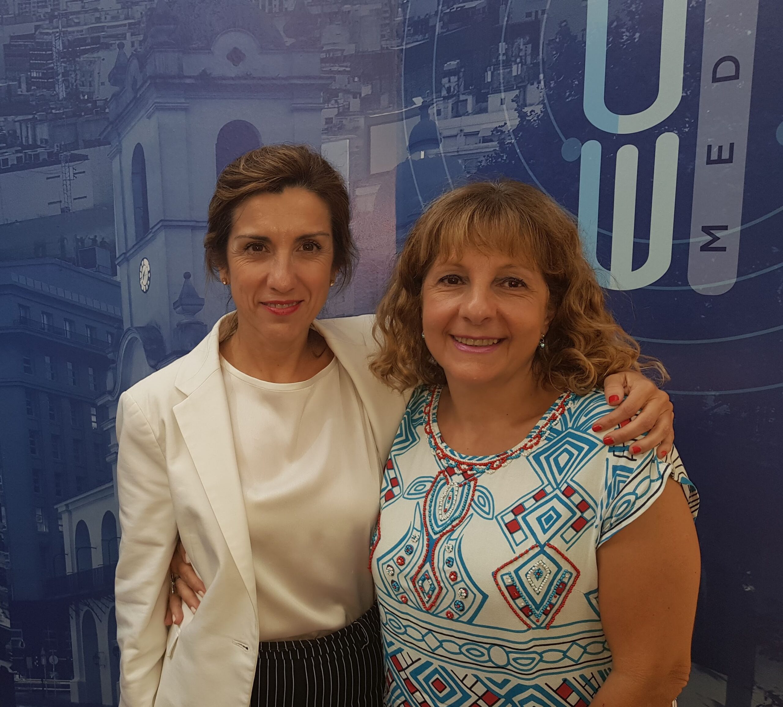 Lorena Marino, Fundadora de Crear Valor Juntos, con Alejandra Scigliano en uniRSETV