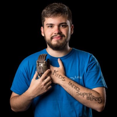 Gino Tubaro y la Fundación Siemens impulsan la impresión 3D de 20.000 mascarillas protectoras