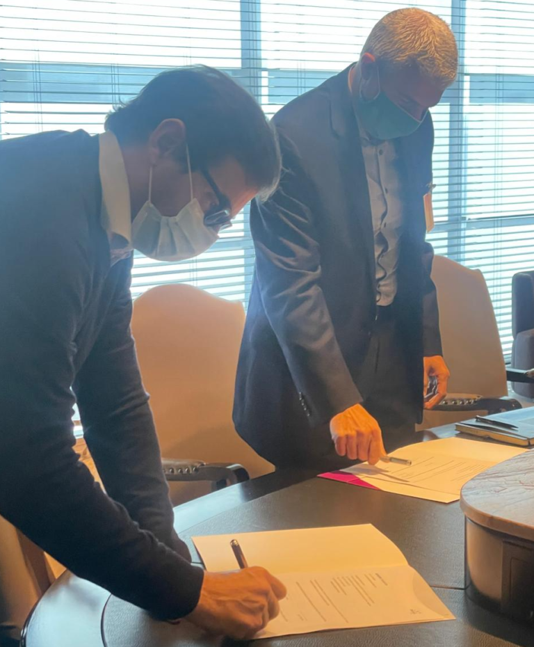 Fundación Pampa Energía y Fundación Siemens firman un convenio de cooperación