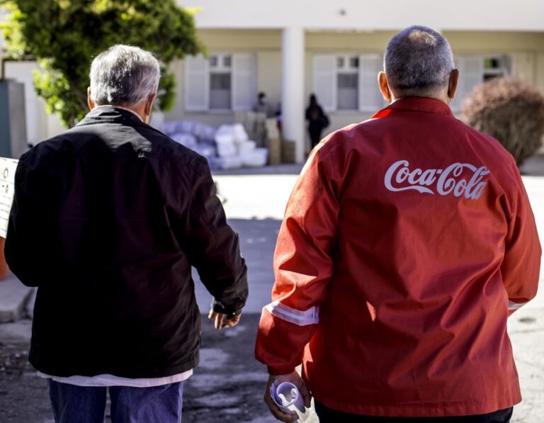 Coca-Cola continúa dando apoyo a Cruz Roja Argentina para contribuir a la lucha del COVID-19