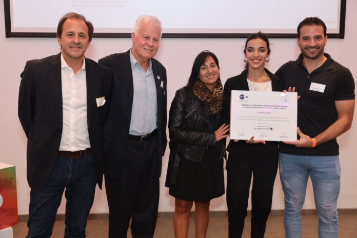 Simplicity adhiere al programa «Bienvenidos TEAcepto» de APAdeA y certifica 8 tiendas