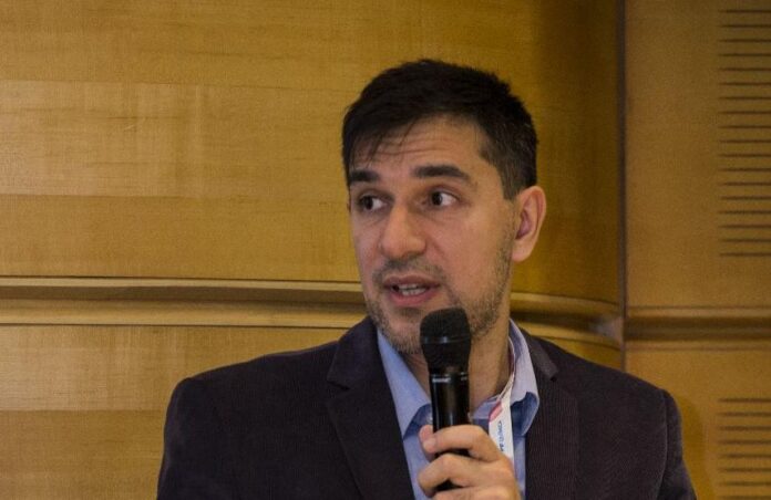 Gastón Dominguez, Jefe de desarrollo de packaging de Mastellone Hnos.