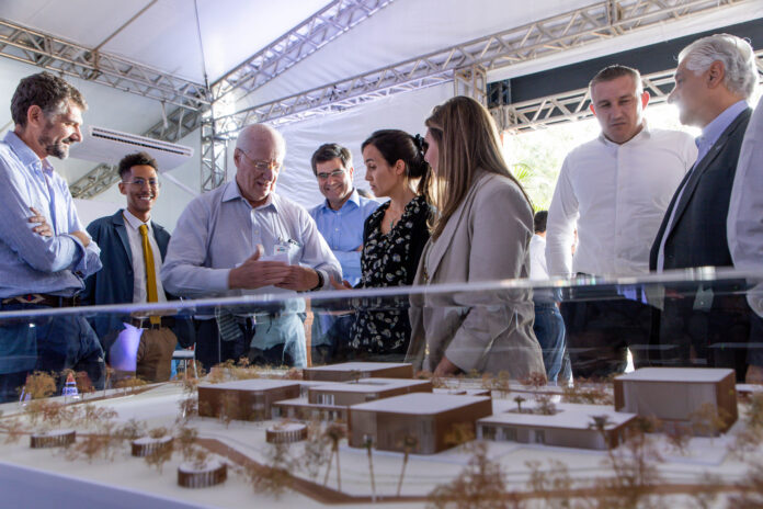 El Grupo Techint comenzó la construcción de una nueva Escuela Técnica Roberto Rocca en Brasil