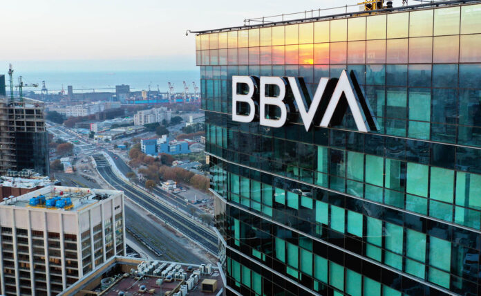 BBVA amplía el destino de su línea de préstamos para fines sostenibles