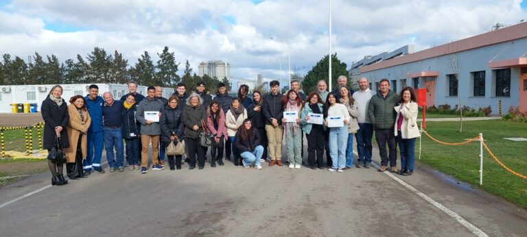 Compañía Mega lanzó 21º edición del Programa de Becas Universitarias «Acompañando a crecer»