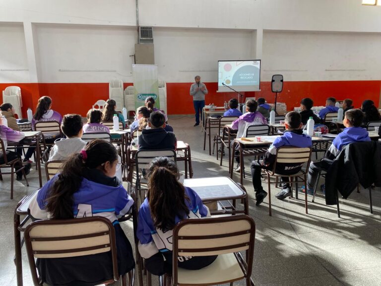 Nuevo ciclo de Talleres de Sustentabilidad y Reciclado de Mastellone Hnos.