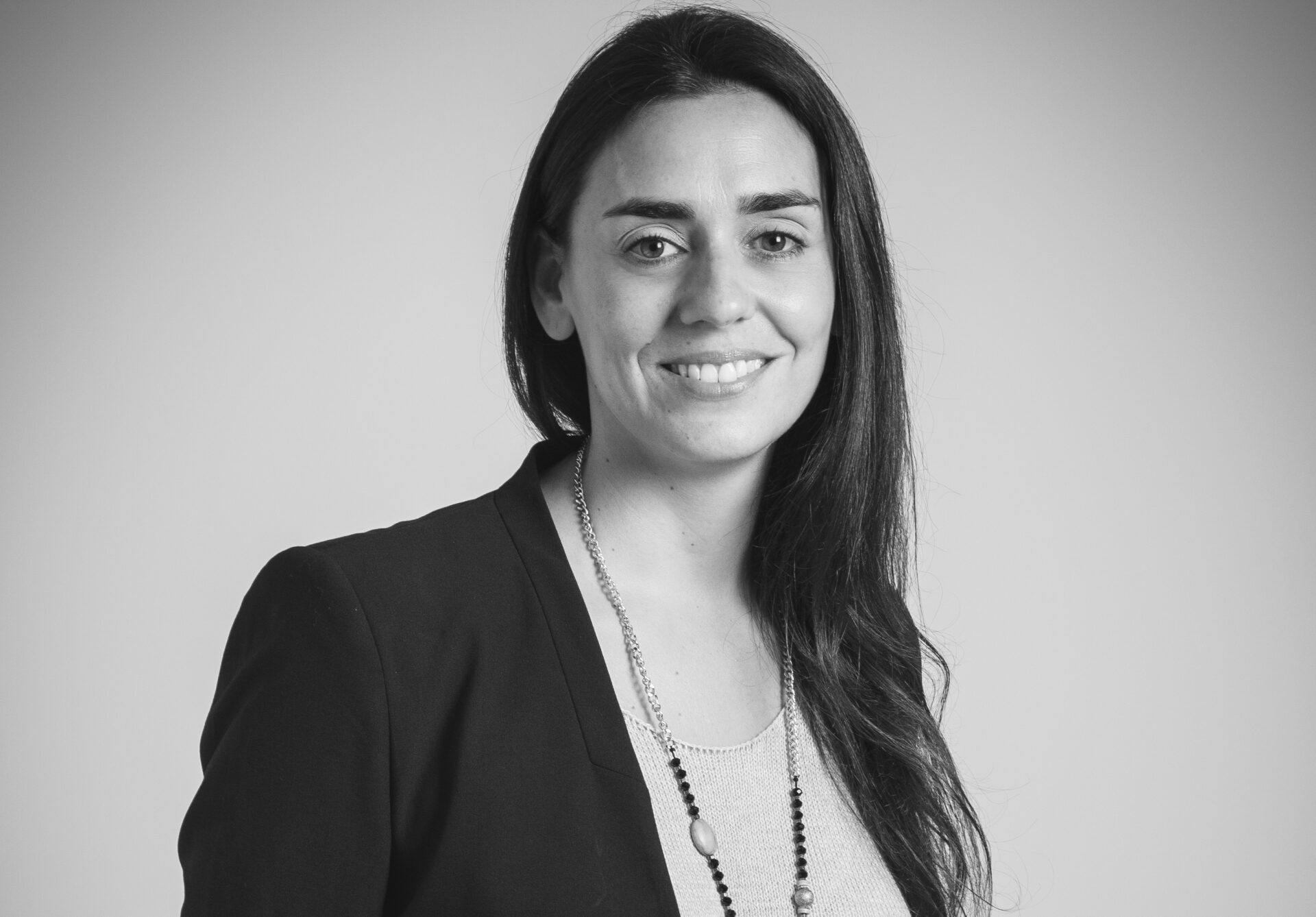 Agostina Mandrini - Brons & Salas