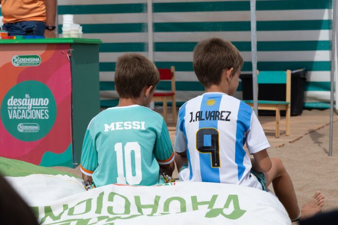 Mastellone vuelve a la Costa Atlántica con su campaña “El Desayuno no se Toma Vacaciones”