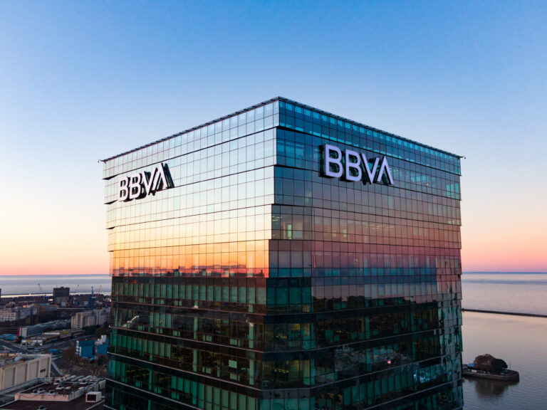 Euromoney reconoció a BBVA por su liderazgo financiero y su responsabilidad corporativa